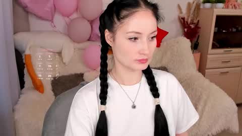 Lisa Moore online show from February 21, 11:02 am