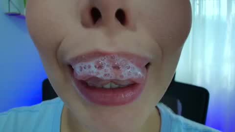 Lisbet online show from February 10, 2:16 pm