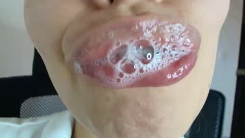 Lisbet online show from September 28, 10:30 pm