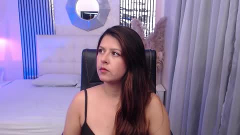 Andrea online show from March 24, 3:01 am