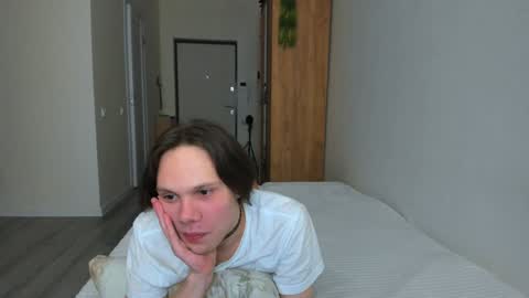 Alfie online show from December 6, 7:06 pm