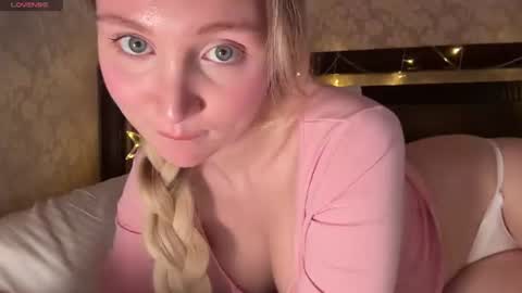 Lissa online show from June 13, 3:00 pm