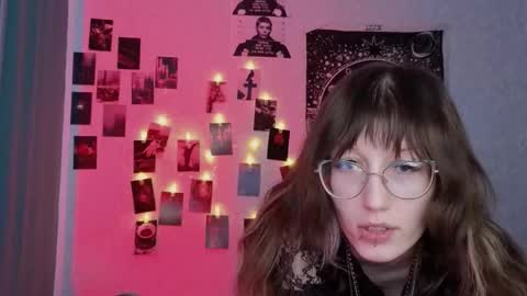 lissaros online show from February 22, 8:07 am