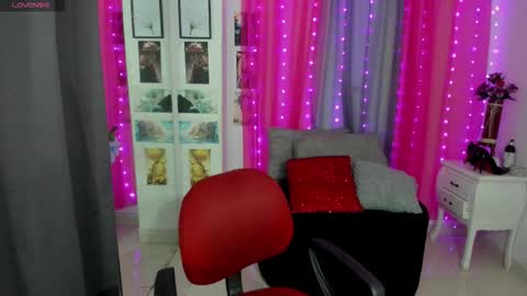 lissa online show from September 10, 9:49 pm