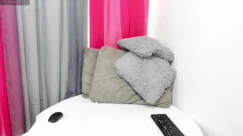 lissa online show from March 3, 7:49 pm