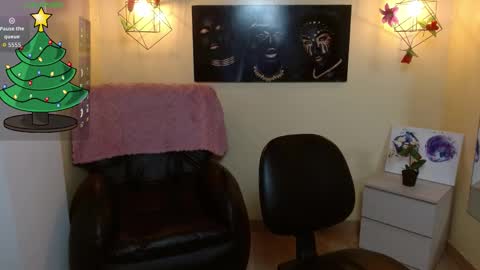 Lita online show from December 22, 12:45 pm