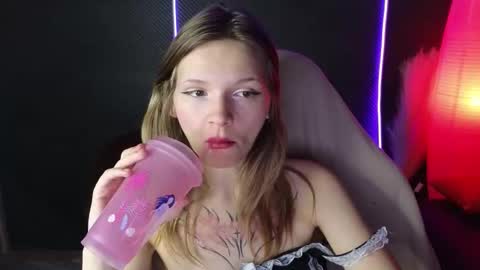 Snapshot of litabrom chatting on September 29, 4:00 am Lena online show from September 29, 4:00 am