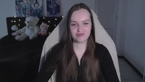 little__flowers online show from February 18, 9:42 am