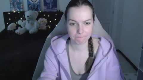 little__flowers online show from April 24, 10:06 am