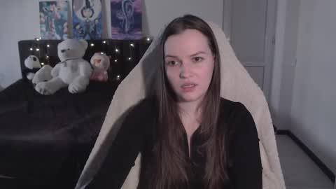 little__flowers online show from February 10, 11:35 am