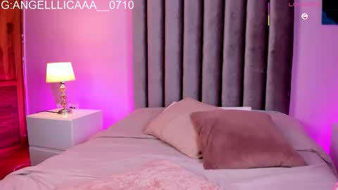 angelica online show from February 28, 7:40 pm