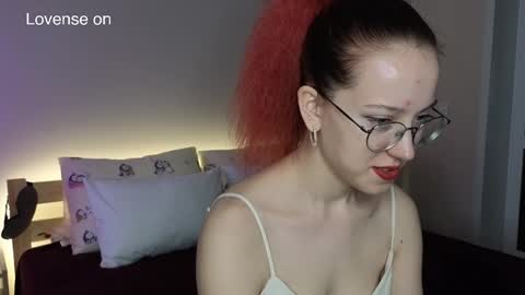 little_bliss online show from January 27, 5:15 pm