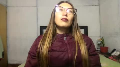 Snapshot of little_devil_diablita90 chatting on September 21, 2:04 am Diablita online show from September 21, 2:04 am