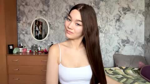 Viiola online show from November 25, 5:28 am