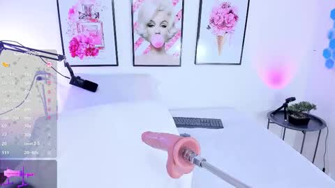 little_ivonne online show from November 13, 9:06 pm