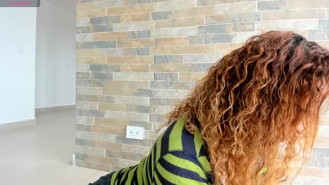 Izzi online show from February 4, 7:00 pm