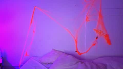 little_lilith_apple online show from October 25, 7:14 pm