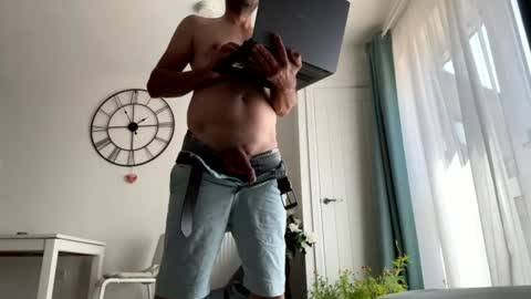 little_mouse_77 online show from June 24, 12:56 pm