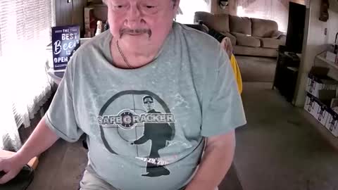 Littled83057 online show from November 1, 6:07 pm