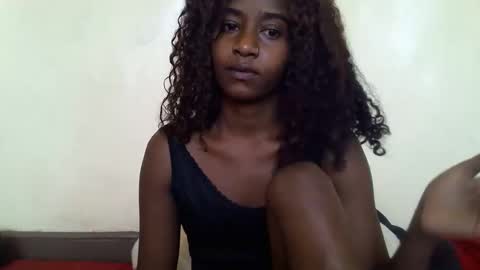 littlesandie online show from September 23, 6:18 am