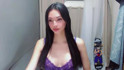 Lvia online show from April 23, 2:19 pm