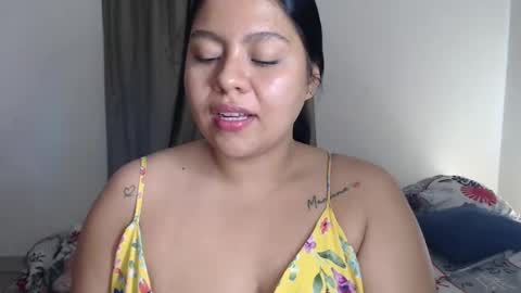 lizbeth1418 online show from January 18, 10:17 pm