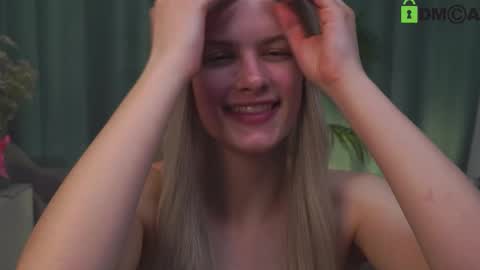 Sunnheart online show from February 25, 8:21 pm