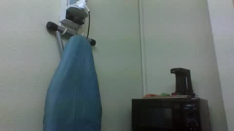 Snapshot of lizbronx17 chatting on October 21, 1:44 am aasheystar online show from October 21, 1:44 am