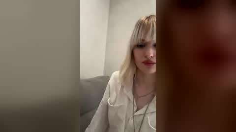 Lizzy online show from July 31, 11:55 am