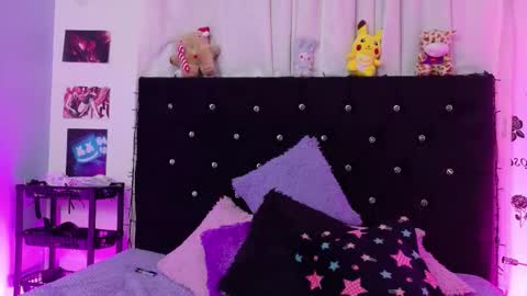 Lizz online show from March 27, 12:05 am