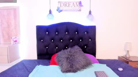 lizz online show from May 6, 8:37 pm