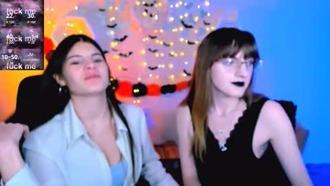 lizzie_boom online show from October 26, 8:08 pm
