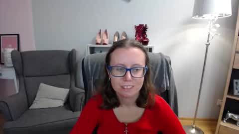 Snapshot of lizzy_sparkle chatting on October 6, 4:41 am Lizzy online show from October 6, 4:41 am