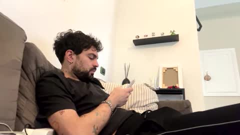 lnnc5 online show from February 24, 8:50 am