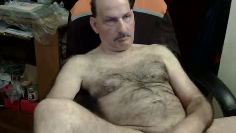 loades182025 online show from October 26, 6:25 am