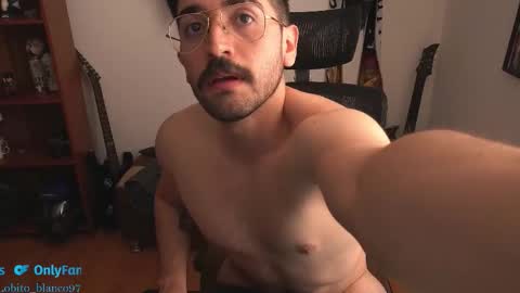 Lobito blanco Thefckingwolf main account online show from October 22, 4:41 pm