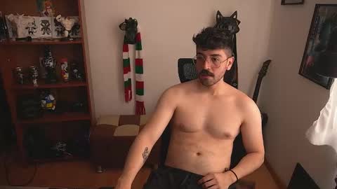 Lobito blanco Thefckingwolf main account online show from January 5, 5:49 pm