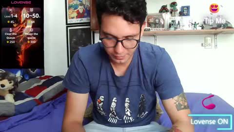 Snapshot of lobomx19 chatting on September 27, 3:54 pm Lobo online show from September 27, 3:54 pm