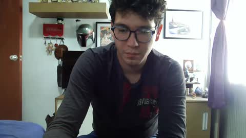Snapshot of lobomx19 chatting on February 25, 4:14 pm Lobo online show from February 25, 4:14 pm