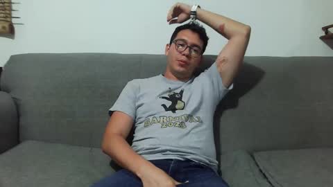 Lobo online show from March 26, 1:44 am