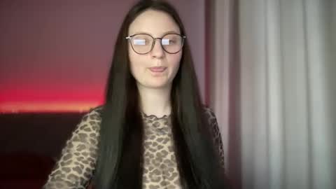 locaalis1 online show from September 18, 1:59 pm