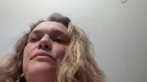 lodoeskitty online show from February 27, 4:49 am