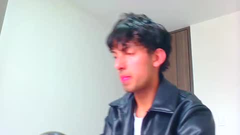 logaan_grey online show from January 4, 4:22 pm