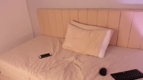 logan online show from February 28, 3:43 am