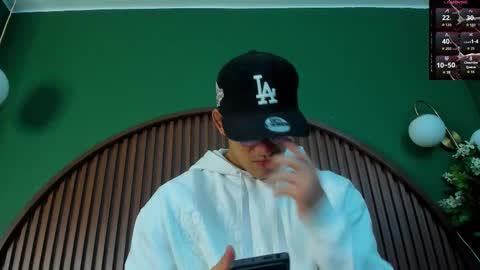 logan_griffin online show from November 2, 5:18 am