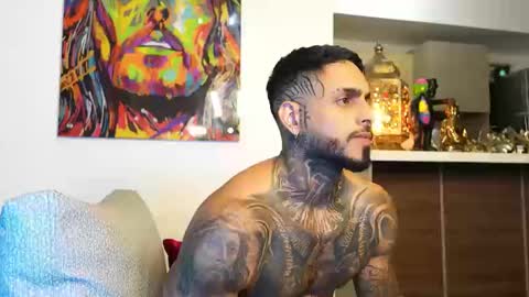 Snapshot of logan_hugh8 chatting on September 13, 5:10 am logan_hugh8 online show from September 13, 5:10 am