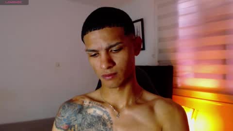 Snapshot of logan_military chatting on October 20, 9:20 pm logan online show from October 20, 9:20 pm