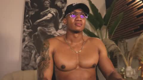 logan_varela online show from February 8, 1:43 am