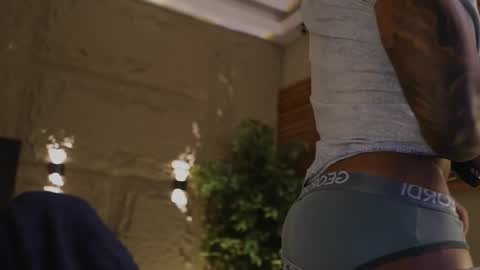 logan_varela online show from February 12, 4:54 pm