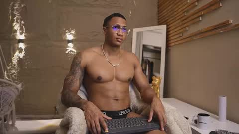 logan_varela online show from February 28, 1:59 pm